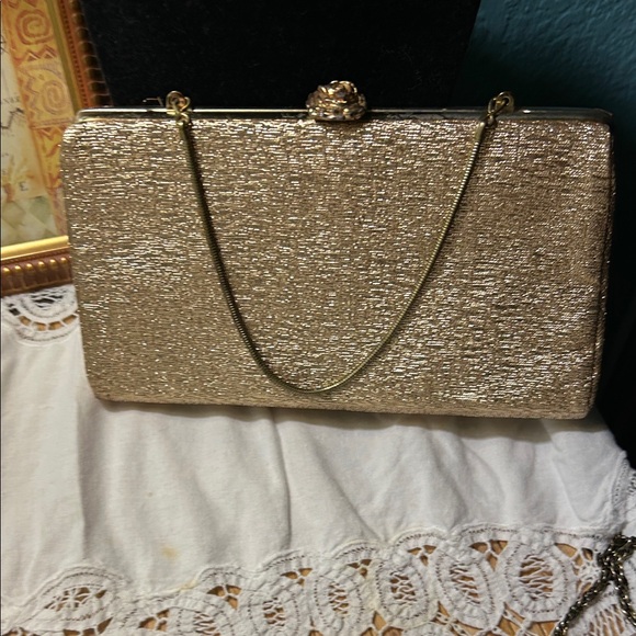 Vintage Handbags - Vintage Gold Textured Evening Clutch with Chain
